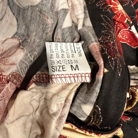 Marah robe - Picture 3 of 3